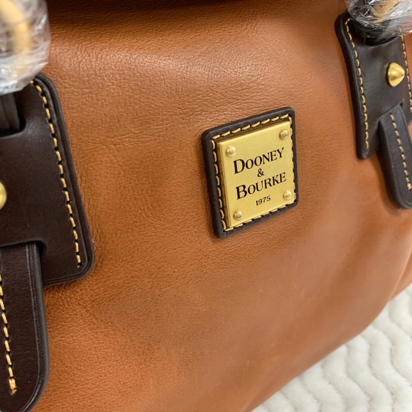 NWT Dooney & Bourke Florentine Stanwich Satchel - Picture 4 of 8